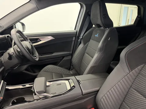 BN75TJY Renault Austral E-Tech Full Hybrid Techno Esprit Alpine 5dr Auto Thumbnail #14