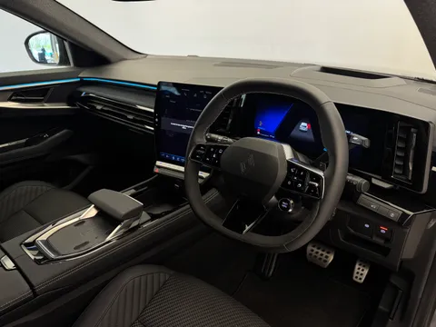 BN75TJY Renault Austral E-Tech Full Hybrid Techno Esprit Alpine 5dr Auto Thumbnail #21