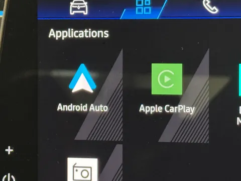 BN75TJY Renault Austral E-Tech Full Hybrid Techno Esprit Alpine 5dr Auto Thumbnail #25