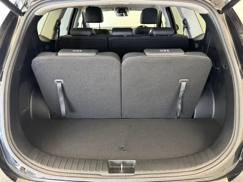 11 of 43 for Hyundai Santa Fe 1.6 TGDi Plug-in Hybrid Premium 5dr 4WD Auto