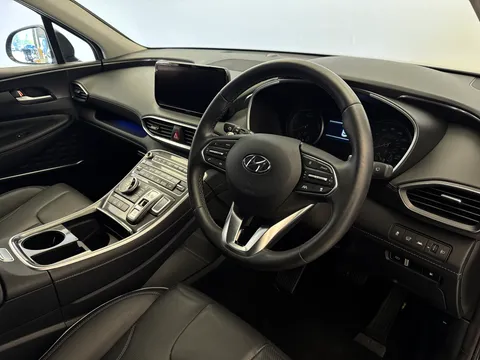 25 of 43 for Hyundai Santa Fe 1.6 TGDi Plug-in Hybrid Premium 5dr 4WD Auto