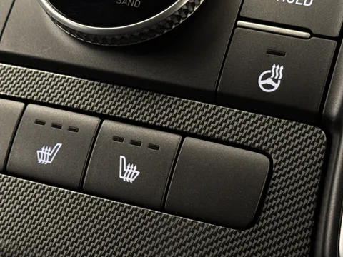 32 of 43 for Hyundai Santa Fe 1.6 TGDi Plug-in Hybrid Premium 5dr 4WD Auto