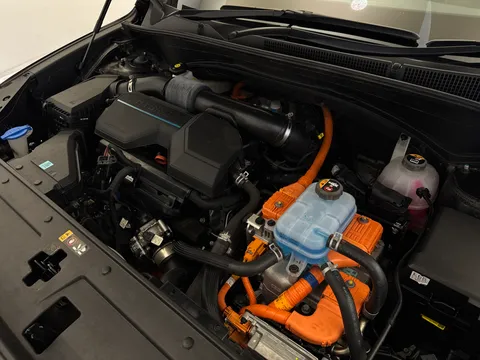 35 of 43 for Hyundai Santa Fe 1.6 TGDi Plug-in Hybrid Premium 5dr 4WD Auto