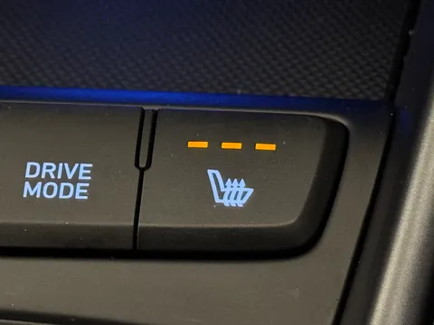 EA25YXW Hyundai i20 1.0T GDi Premium 5dr DCT Thumbnail #26