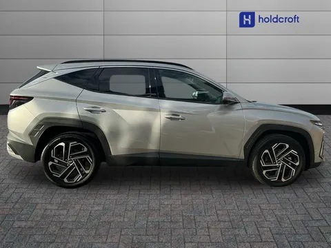DY74BYX Hyundai Tucson 1.6T Hybrid Ultimate 5dr Auto Thumbnail #6