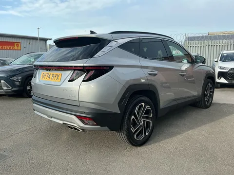 DY74BYX Hyundai Tucson 1.6T Hybrid Ultimate 5dr Auto Thumbnail #18
