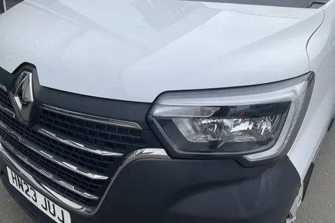 HN23JUJ Renault Master LM35dCi 135 Business+ Medium Roof Van Thumbnail #25