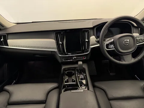 DT25LCX Volvo V90 2.0 T6 [350] PHEV Plus Dark 5dr AWD Auto Thumbnail #12