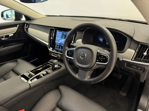 DT25LCX Volvo V90 2.0 T6 [350] PHEV Plus Dark 5dr AWD Auto Thumbnail #11