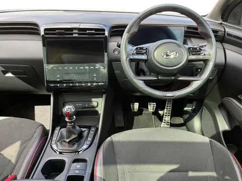 BW72AFZ Hyundai Tucson 1.6 TGDi N Line S 5dr 2WD Thumbnail #12