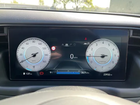 BW72AFZ Hyundai Tucson 1.6 TGDi N Line S 5dr 2WD Thumbnail #13