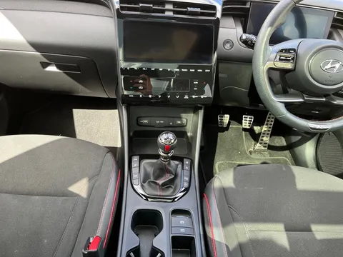 BW72AFZ Hyundai Tucson 1.6 TGDi N Line S 5dr 2WD Thumbnail #14