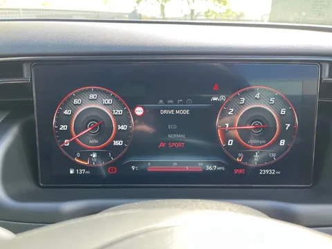 BW72AFZ Hyundai Tucson 1.6 TGDi N Line S 5dr 2WD Thumbnail #19