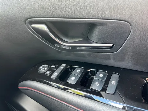BW72AFZ Hyundai Tucson 1.6 TGDi N Line S 5dr 2WD Thumbnail #30