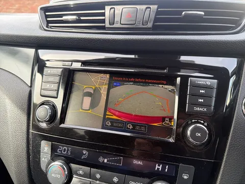 DX70YLN Nissan Qashqai 1.3 DiG-T N-Tec 5dr Thumbnail #15