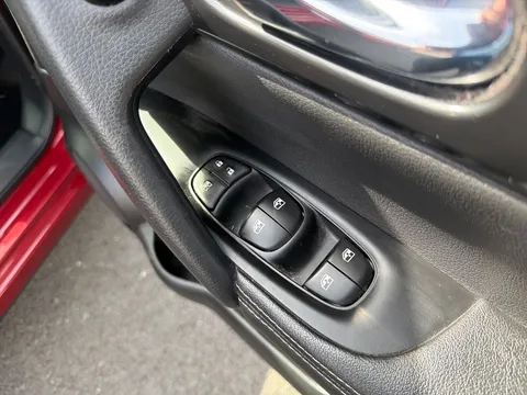 DX70YLN Nissan Qashqai 1.3 DiG-T N-Tec 5dr Thumbnail #22