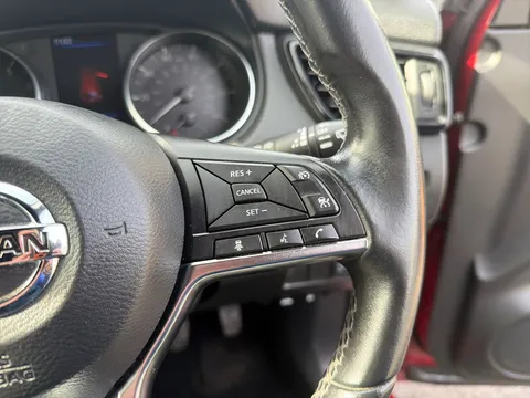 DX70YLN Nissan Qashqai 1.3 DiG-T N-Tec 5dr Thumbnail #24