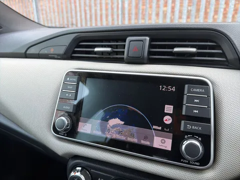 MJ69OGO Nissan Micra 1.0 IG-T 100 Acenta 5dr Thumbnail #14