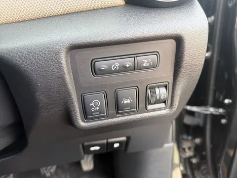 MJ69OGO Nissan Micra 1.0 IG-T 100 Acenta 5dr Thumbnail #23