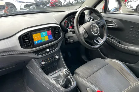 DV19MPE Mg Motor Uk Mg3 1.5 VTi-TECH Exclusive 5dr Thumbnail #4