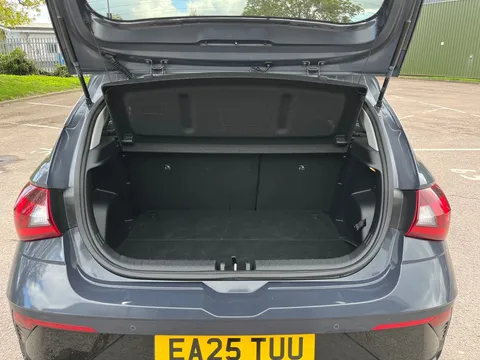 EA25TUU Hyundai i20 1.0T GDi Premium 5dr Thumbnail #15