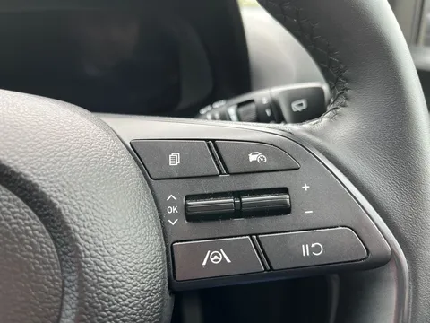 EA25TUU Hyundai i20 1.0T GDi Premium 5dr Thumbnail #20