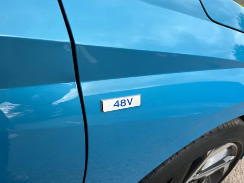 MK72NSF Hyundai i20 1.0T GDi 48V MHD Premium 5dr Thumbnail #18
