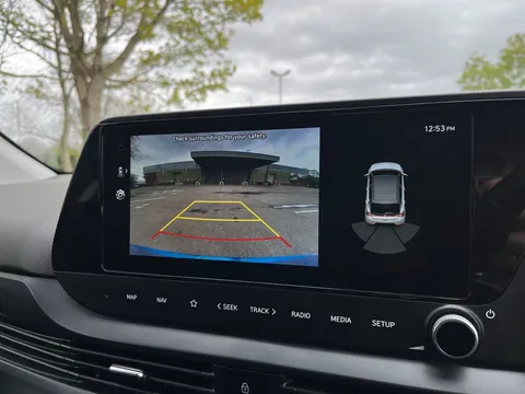 MK72NSF Hyundai i20 1.0T GDi 48V MHD Premium 5dr Thumbnail #27