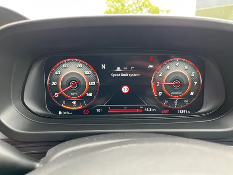 MK72NSF Hyundai i20 1.0T GDi 48V MHD Premium 5dr Thumbnail #33
