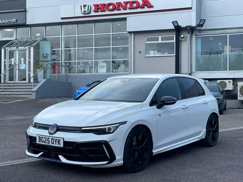 BG25OYK Volkswagen Golf 2.0 TSI 333 R Black Edition 4Motion 5dr DSG Thumbnail #5