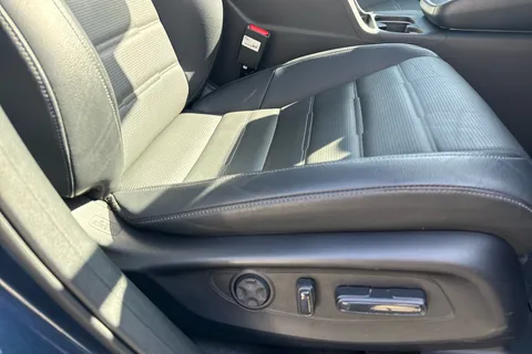 MV74CZS Honda CR-V 2.0 eHEV Elegance 5dr eCVT Thumbnail #16