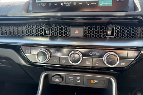 MV74CZS Honda CR-V 2.0 eHEV Elegance 5dr eCVT Thumbnail #28