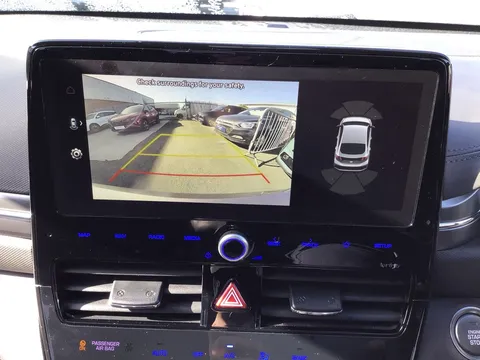 RF21CXK   1.6 GDi Hybrid Premium SE 5dr DCT Thumbnail #32