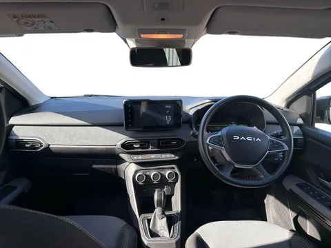 DN74ZTR Dacia Jogger 1.6 HEV Extreme 5dr Auto Thumbnail #11