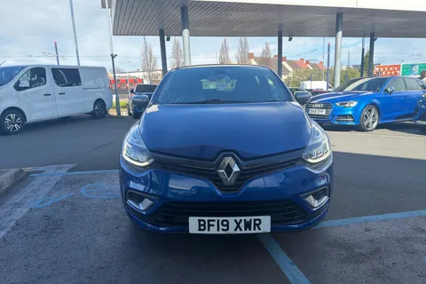 13 of 32 for Renault Clio 0.9 TCE 90 GT Line 5dr