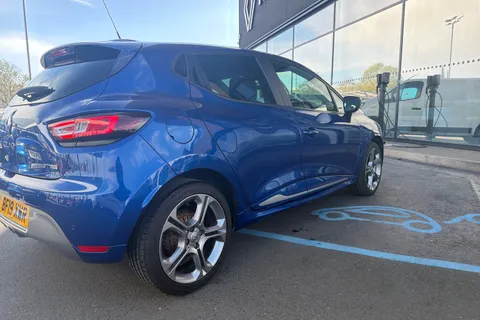 15 of 32 for Renault Clio 0.9 TCE 90 GT Line 5dr