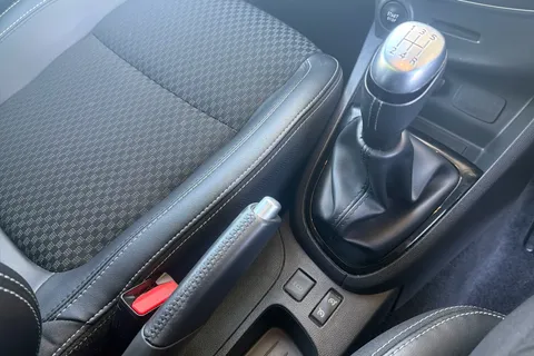 27 of 32 for Renault Clio 0.9 TCE 90 GT Line 5dr