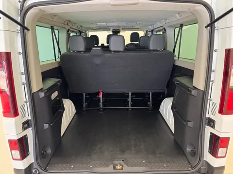 VK23EVR Renault Trafic LL30 Blue dCi 150 Start 9 Seater EDC Thumbnail #9