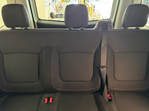 VK23EVR Renault Trafic LL30 Blue dCi 150 Start 9 Seater EDC Thumbnail #12