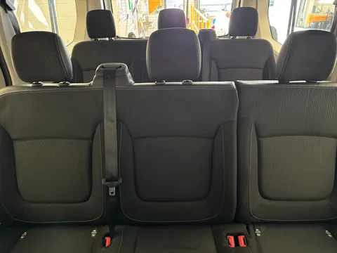 VK23EVR Renault Trafic LL30 Blue dCi 150 Start 9 Seater EDC Thumbnail #16