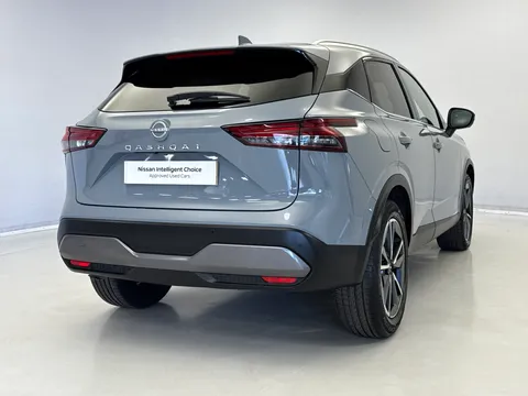 DS23KXX Nissan Qashqai 1.3 DiG-T MH Tekna 5dr Thumbnail #8