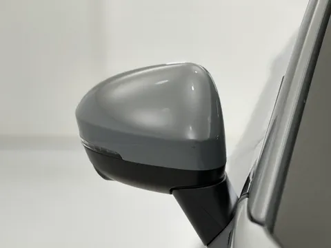 DS23KXX Nissan Qashqai 1.3 DiG-T MH Tekna 5dr Thumbnail #37