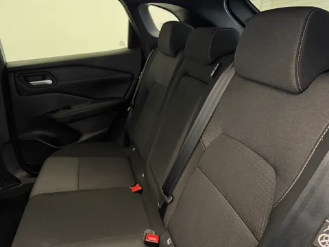 DV23XRX Nissan Qashqai 1.5 E-Power N-Connecta 5dr Auto Thumbnail #14