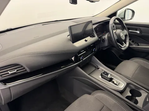 DV23XRX Nissan Qashqai 1.5 E-Power N-Connecta 5dr Auto Thumbnail #15