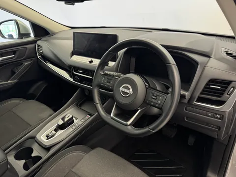 DV23XRX Nissan Qashqai 1.5 E-Power N-Connecta 5dr Auto Thumbnail #21