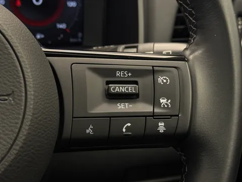 DV23XRX Nissan Qashqai 1.5 E-Power N-Connecta 5dr Auto Thumbnail #23