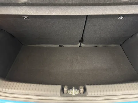 EF69RHU Hyundai i10 1.2 MPi SE Connect 5dr Thumbnail #10