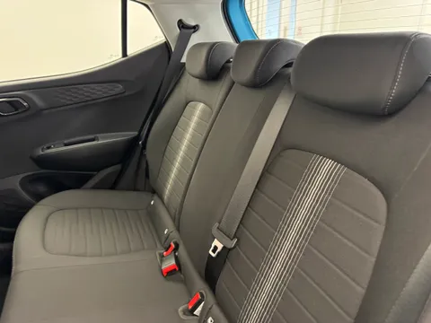 EF69RHU Hyundai i10 1.2 MPi SE Connect 5dr Thumbnail #11