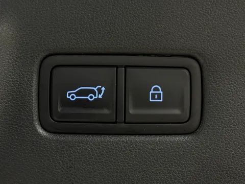 DY25XAF Hyundai Santa Fe 1.6 TGDi Plug-in Hybrid Calligraphy 5dr 4WD Auto Thumbnail #12