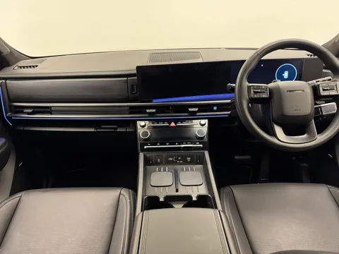 DY25XAF Hyundai Santa Fe 1.6 TGDi Plug-in Hybrid Calligraphy 5dr 4WD Auto Thumbnail #2